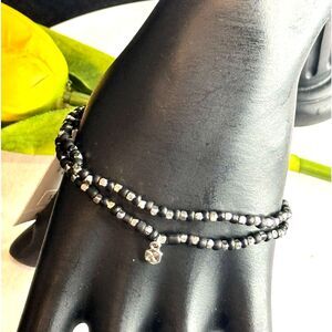 Express Set of 2 Stretch Beaded Bracelet in Black and Silver Tone